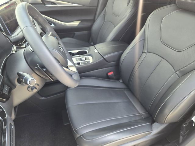 Thumbnail: 2026 INFINITI QX60 - 10