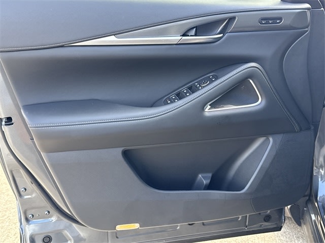 Thumbnail: 2026 INFINITI QX60 - 19