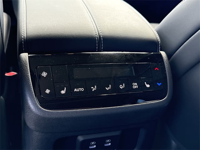 Thumbnail: 2026 INFINITI QX60 - 22