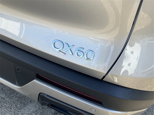 2025 INFINITI QX60 Luxe 7