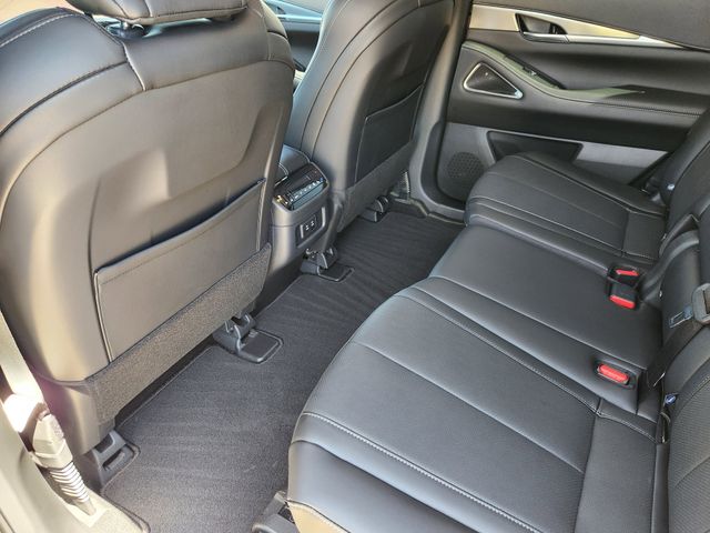 Thumbnail: 2026 INFINITI QX60 - 13