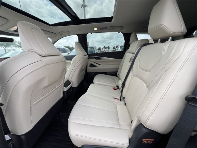 2025 INFINITI QX60 Luxe 13