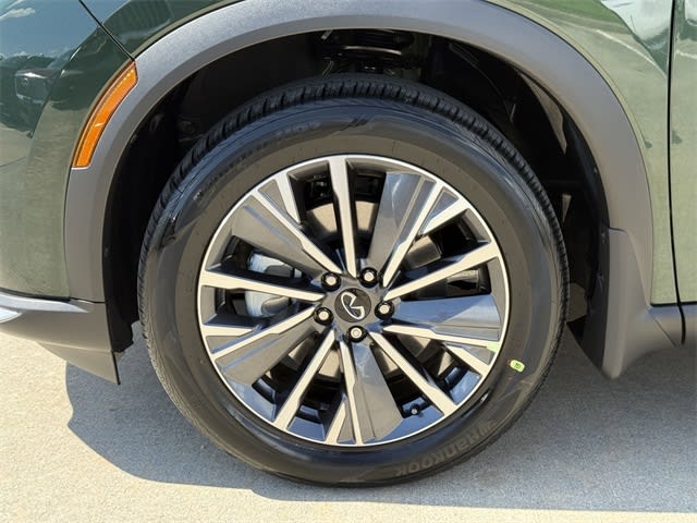 Thumbnail: 2026 INFINITI QX60 - 8