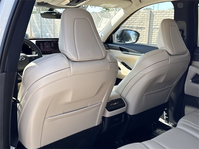 Thumbnail: 2025 INFINITI QX60 - 21