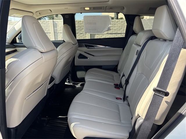 Thumbnail: 2025 INFINITI QX60 - 12