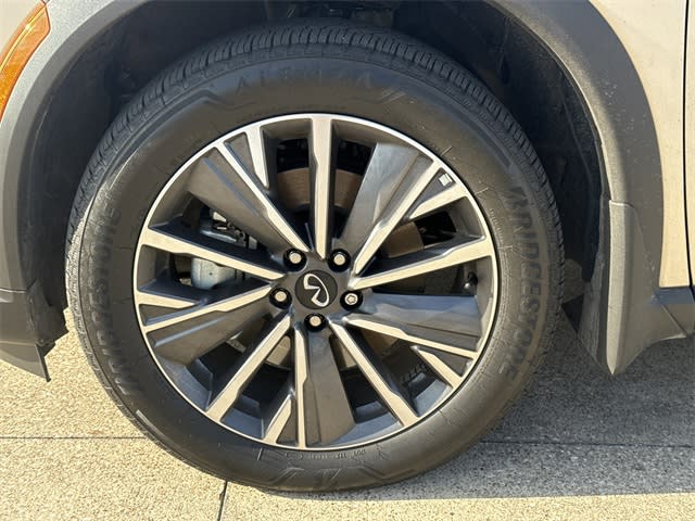 Thumbnail: 2026 INFINITI QX60 - 8