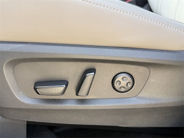 Thumbnail: 2026 INFINITI QX60 - 23