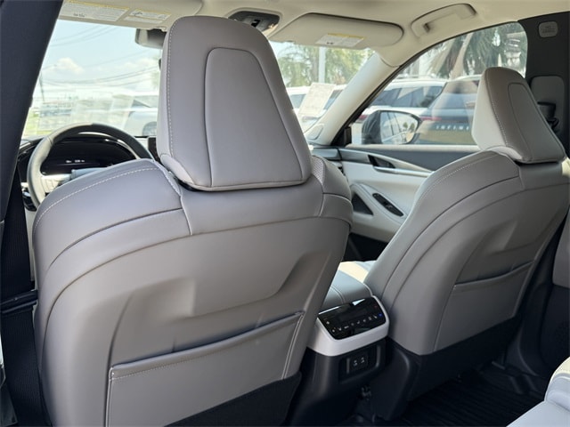 Thumbnail: 2026 INFINITI QX60 - 21