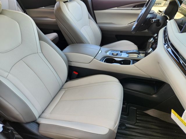 Thumbnail: 2026 INFINITI QX60 - 10