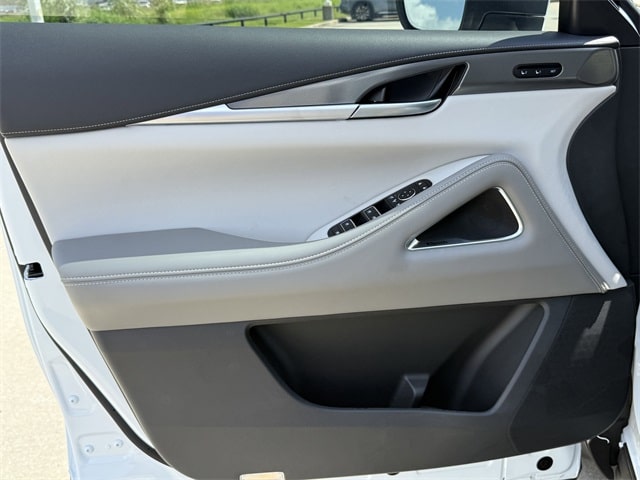 Thumbnail: 2026 INFINITI QX60 - 20