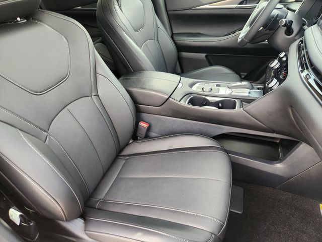 Thumbnail: 2026 INFINITI QX60 - 12