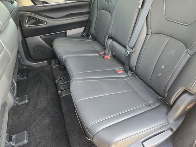 Thumbnail: 2026 INFINITI QX60 - 19