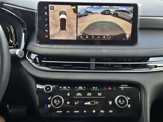 Thumbnail: 2026 INFINITI QX60 - 15