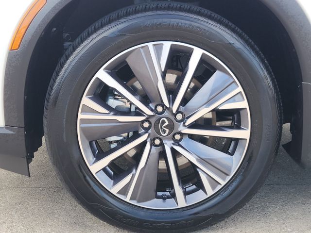 Thumbnail: 2026 INFINITI QX60 - 8