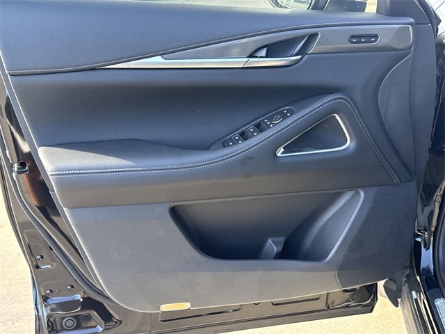 Thumbnail: 2026 INFINITI QX60 - 18