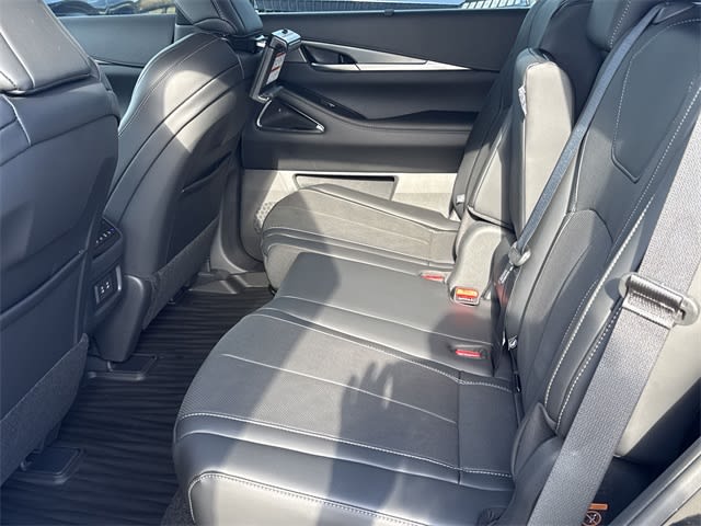 Thumbnail: 2026 INFINITI QX60 - 11