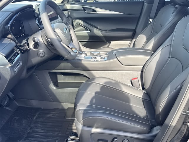 Thumbnail: 2026 INFINITI QX60 - 9