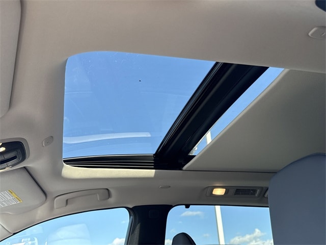 Thumbnail: 2026 INFINITI QX60 - 25