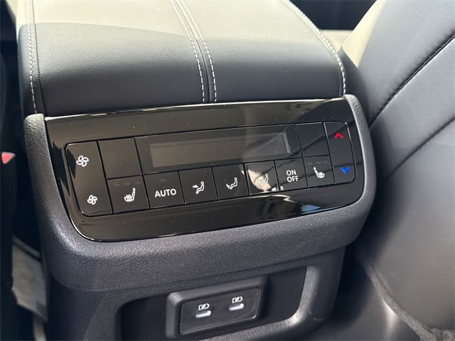 Thumbnail: 2026 INFINITI QX60 - 20