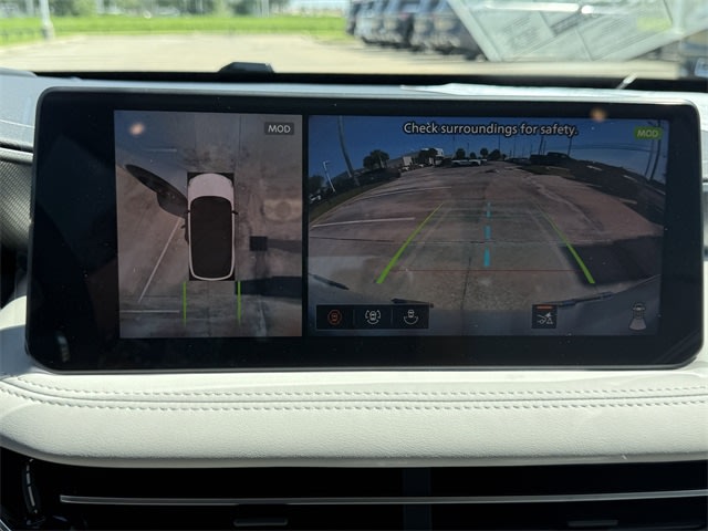 Thumbnail: 2026 INFINITI QX60 - 15