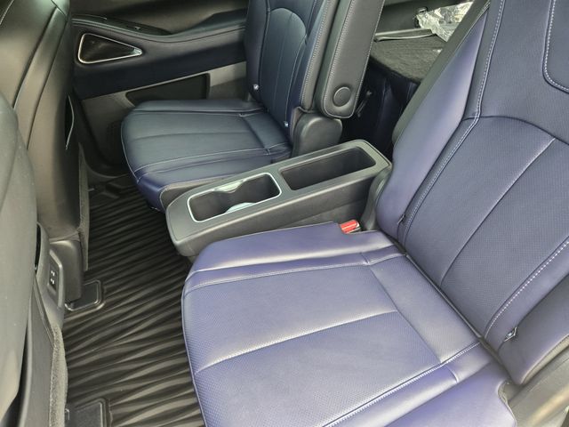 Thumbnail: 2026 INFINITI QX60 - 18