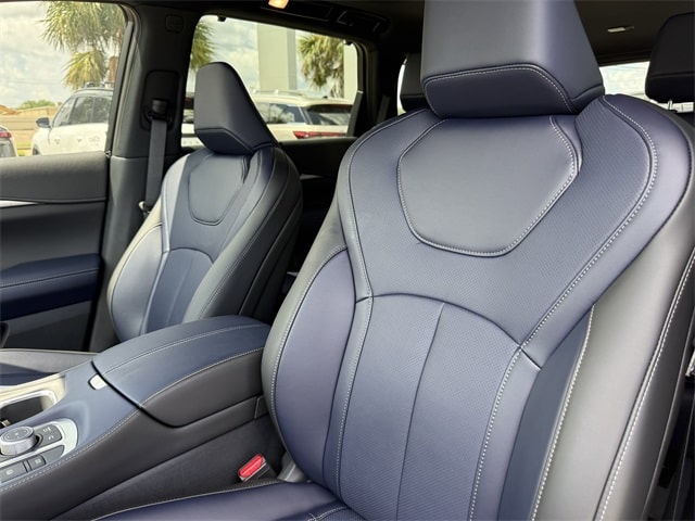 Thumbnail: 2026 INFINITI QX60 - 11