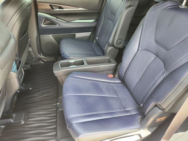 Thumbnail: 2026 INFINITI QX60 - 19