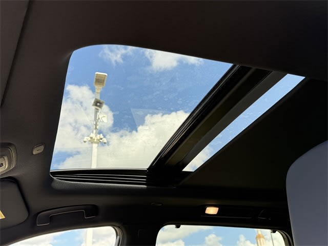 Thumbnail: 2026 INFINITI QX60 - 26