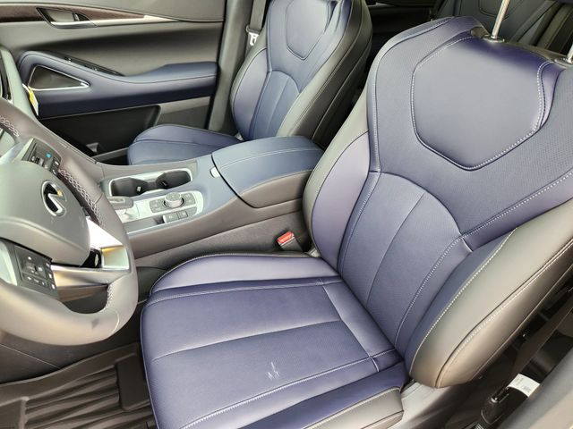 Thumbnail: 2026 INFINITI QX60 - 12