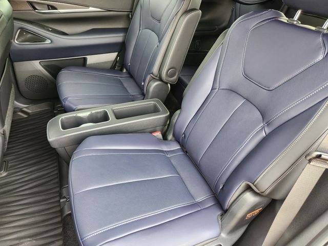 Thumbnail: 2026 INFINITI QX60 - 19