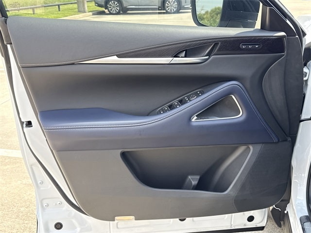 Thumbnail: 2026 INFINITI QX60 - 19