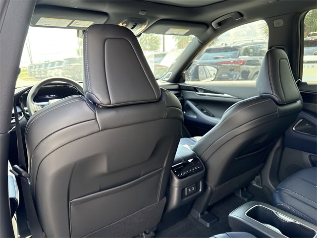 Thumbnail: 2026 INFINITI QX60 - 22