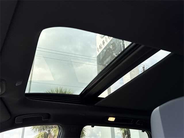 Thumbnail: 2026 INFINITI QX60 - 28