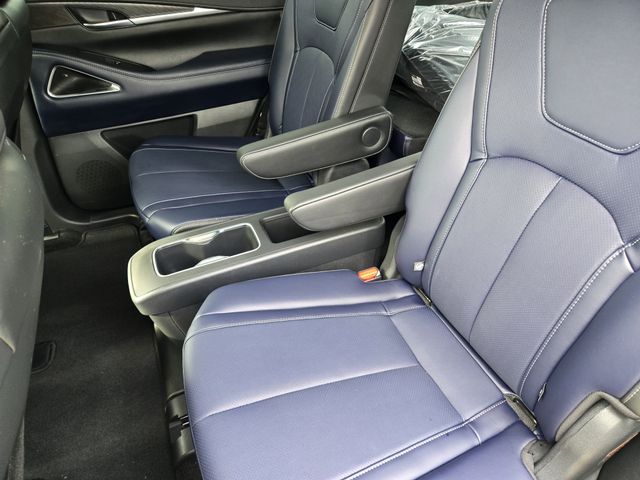 Thumbnail: 2026 INFINITI QX60 - 16