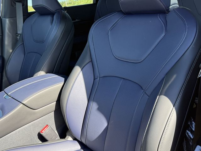 Thumbnail: 2026 INFINITI QX60 - 10