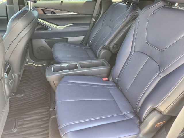 Thumbnail: 2026 INFINITI QX60 - 20