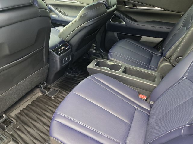 Thumbnail: 2026 INFINITI QX60 - 13