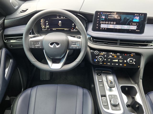 Thumbnail: 2026 INFINITI QX60 - 10