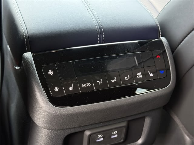 Thumbnail: 2026 INFINITI QX60 - 23