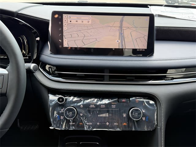 Thumbnail: 2026 INFINITI QX60 - 14