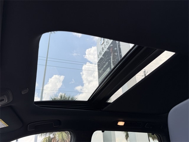 Thumbnail: 2026 INFINITI QX60 - 28