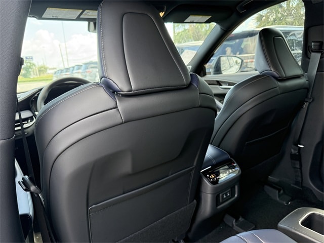 Thumbnail: 2026 INFINITI QX60 - 22