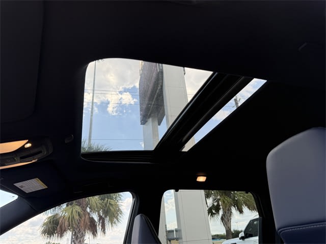 Thumbnail: 2026 INFINITI QX60 - 29