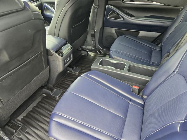 Thumbnail: 2026 INFINITI QX60 - 12