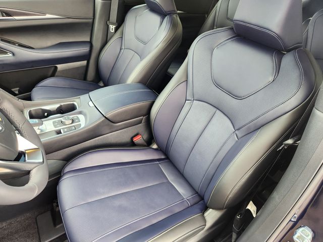 Thumbnail: 2026 INFINITI QX60 - 12