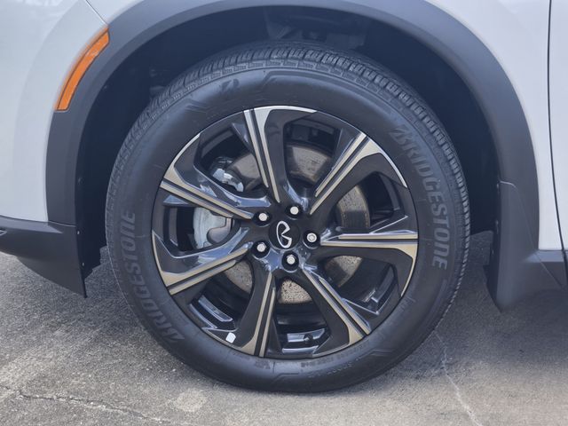 Thumbnail: 2026 INFINITI QX60 - 8