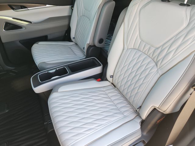 Thumbnail: 2026 INFINITI QX60 - 19