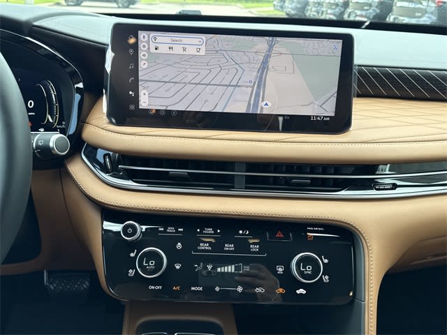 Thumbnail: 2026 INFINITI QX60 - 14