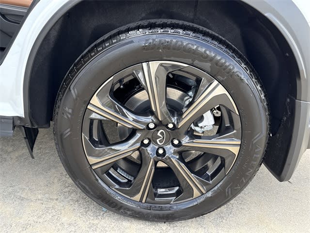 Thumbnail: 2026 INFINITI QX60 - 8