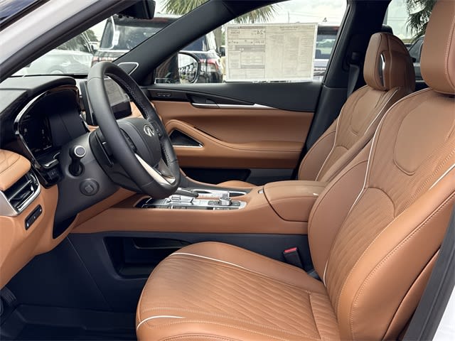 Thumbnail: 2026 INFINITI QX60 - 10